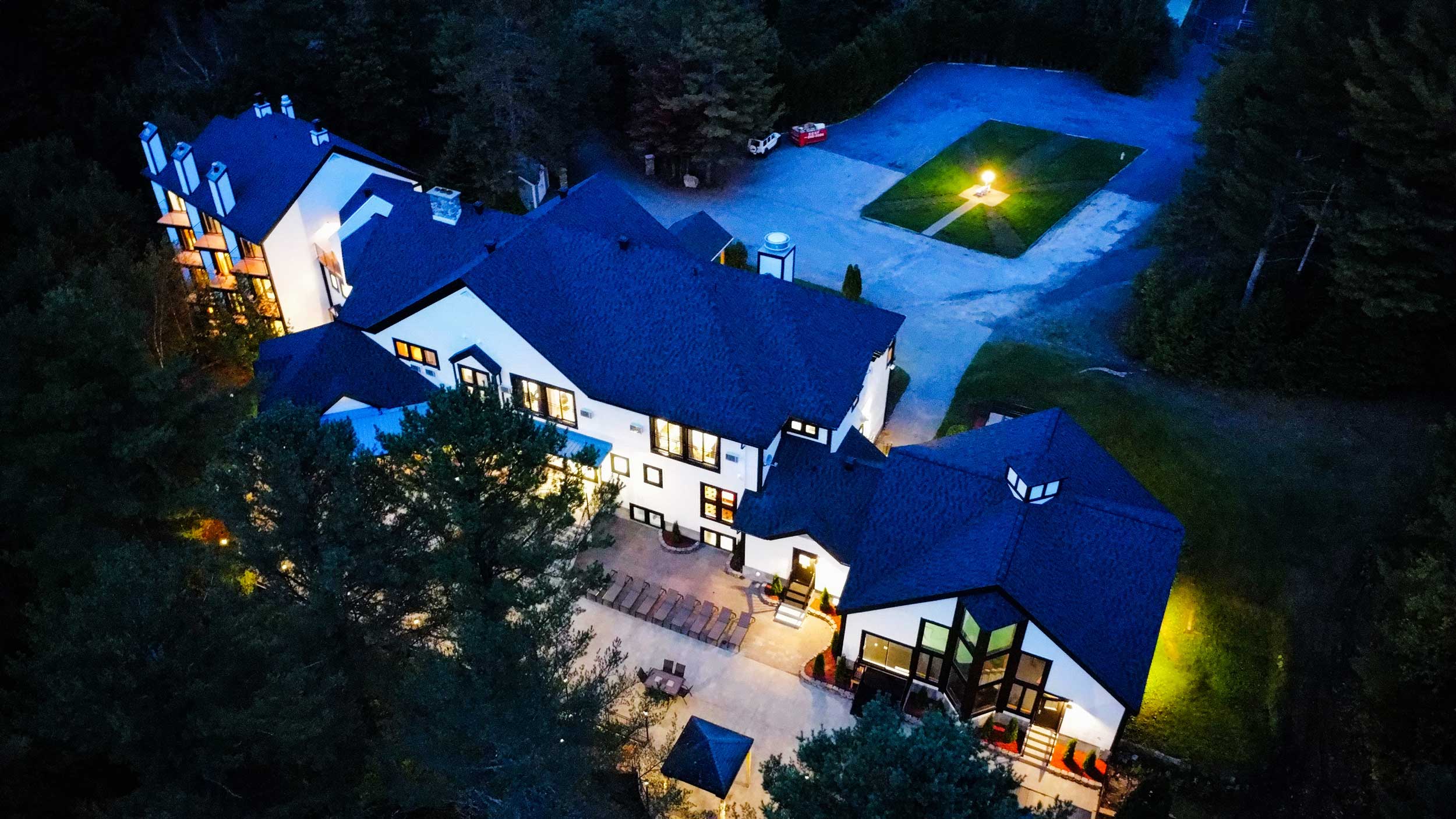 domaine du lac long exterieur soir st-alphonse-rodriguez lanaudiere